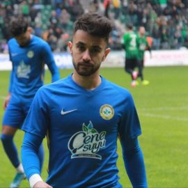 Fenerbahçe, Yiğitali Bayrak'ı istiyor