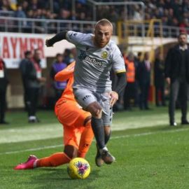 Gökhan Töre: Sergen Yalçın'la çalışmak isterim