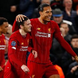 Robertson: Futbolu Liverpool'da bırakmak istiyorum