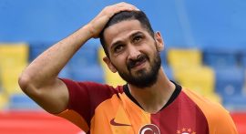 Galatasaray'a Emre Akbaba'dan kötü haber