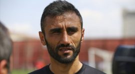 Selçuk Şahin futbolu bıraktığını duyurdu