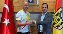 Yeni Malatyaspor Semih Kaya'yı transfer etti