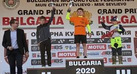 8 yaşındaki Efe Okur motokros şampiyonasında 3. oldu