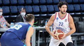 Anadolu Efes ALBA Berlin'e konuk olacak