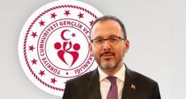 Bakan Kasapoğlu Emre Sakçı'yı kutladı