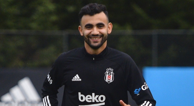 Beşiktaş’ın yeni transferi Rachid Ghezzal milli aradan memnun
