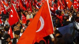 Futbol kulüplerinden İstiklal Marşı paylaşımı