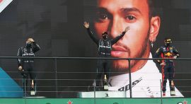 Hamilton Formula 1'de tarih yazıyor