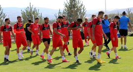 Sivasspor'un hedefi UEFA Avrupa Ligi'nde gruptan çıkmak
