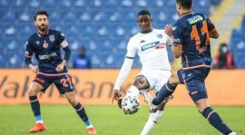 Denizlispor'dan Başakşehir deplasmanında müthiş geri dönüş