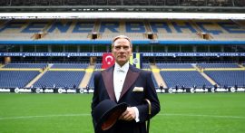 Fenerbahçe'den 10 Kasım saygı zinciri