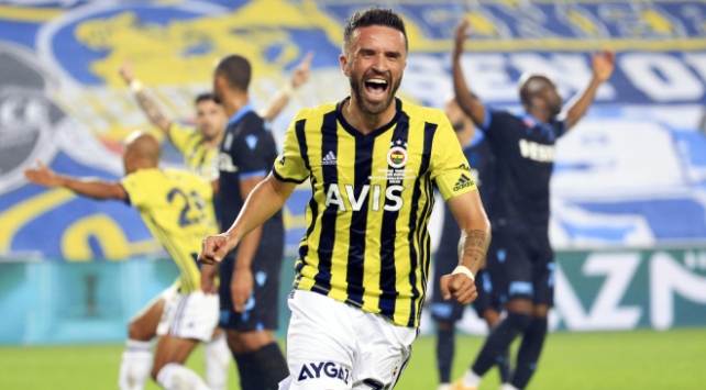 Gökhan Gönül’ün kasığında yırtık tespit edildi