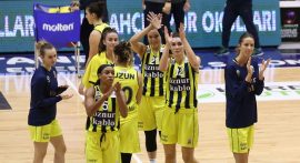 Kadın basketbolundaki derbi Fenerbahçe'nin