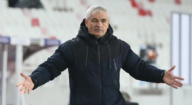 Rıza Çalımbay’dan hakem yönetimine eleştiri