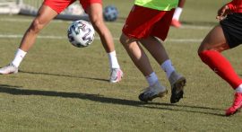 Sivasspor'da 2 futbolcunun testi pozitif çıktı
