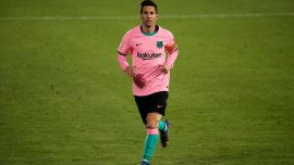 Barcelona lider Atletico Madrid'in kazandığı haftada yara aldı