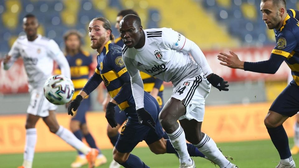 Beşiktaş’tan 3 değişiklik