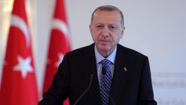 Cumhurbaşkanı Erdoğan'dan İbrahim Çolak'a tebrik telefonu