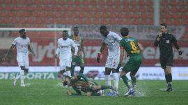 Alanyaspor - Sivasspor maçı ertelendi