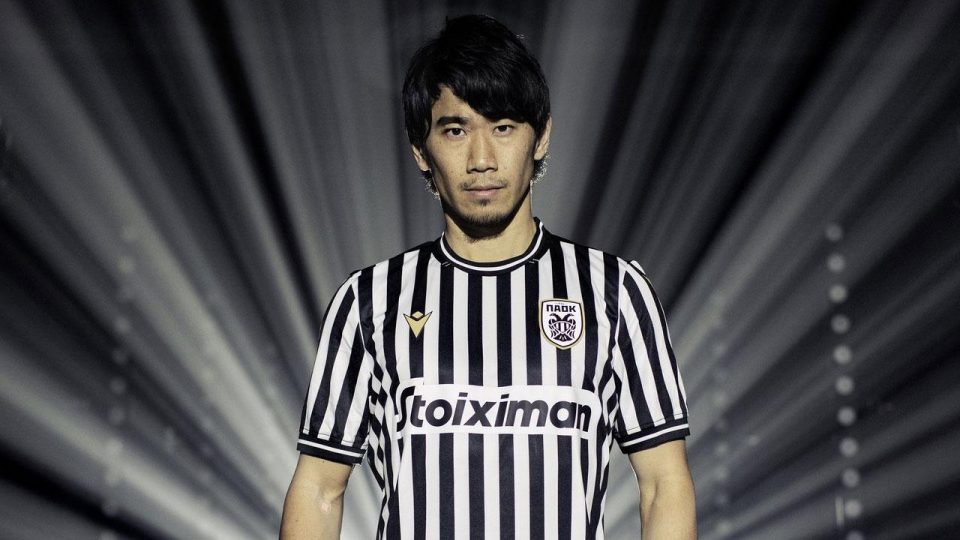 Beşiktaş’ın eski futbolcusu Kagawa PAOK’a transfer oldu