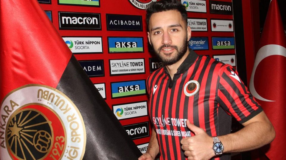 Gençlerbirliği Mustafa Akbaş’ı transfer etti