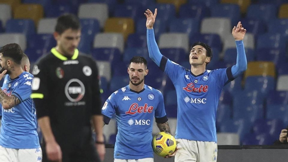 İtalya Kupası’nda Napoli yarı finale yükseldi