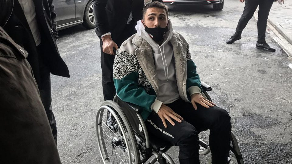 Sakatlıklar Abdülkadir Ömür’ün peşini bırakmıyor