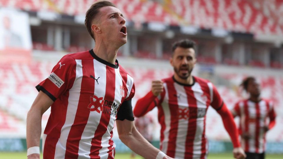 Sivasspor Gaziantep FK’nın serisini bozdu