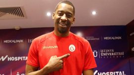 Galatasaray, Jordan Crawford'u renklerine bağladı