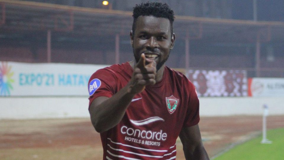 Hataysporlu Mame Diouf performansıyla dikkati çekiyor