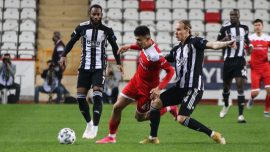 Kartal Antalya'ya takıldı