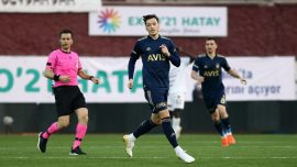 Mesut Özil, Fenerbahçe'de ilk maçına çıktı