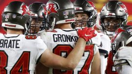 Tampa Bay Buccaneers Super Bowl'da şampiyon
