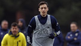 Fenerbahçe'nin tüm planları Mesut Özil'e göre olacak