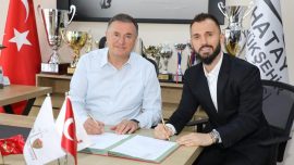 Hatayspor Emre Çolak'ı transfer etti