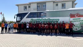 Kırşehir 52 yıllık 1. Lig hayaline bir adım daha yaklaştı