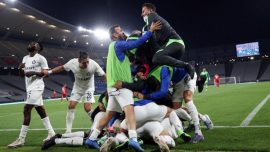 Süper Lig'in son bileti Altay'ın