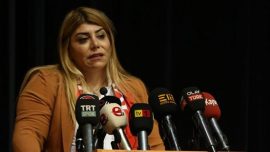 Kayserispor'da Berna Gözbaşı güven tazeledi