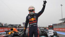 Verstappen, Fransa'da pole pozisyonunda