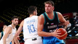 Slovenya Luka Doncic'in 48 sayısı ile kazandı