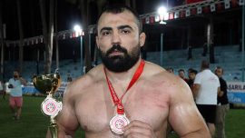 Aba Güreşi Türkiye Şampiyonası'nın başpehlivanı Barış Güngör oldu