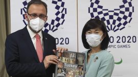 Bakan Kasapoğlu, Japonya Olimpiyatlar Bakanı ile görüştü