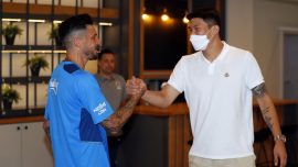 Fenerbahçe'nin transferi Min-Jae Kim takım arkadaşlarıyla tanıştı