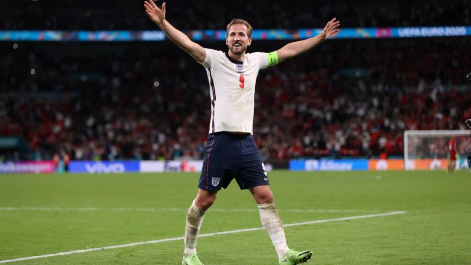 Harry Kane Tottenham’da kalıyor
