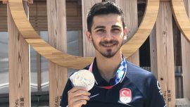 Milli karateci Eray Şamdan hayalini gerçeğe dönüştürdü