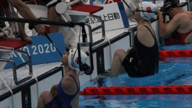 Sevilay Öztürk ve Sümeyye Boyacı 50 metre sırtüstünde finale kaldı