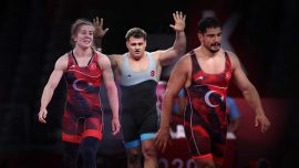 Türk güreşçiler Tokyo 2020'de 3 bronz madalya kazandı