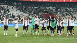 Beşiktaş Süper Lig'in dördüncü haftasını lider tamamladı