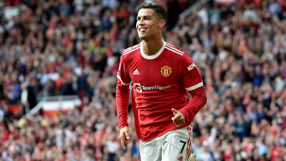 Cristiano Ronaldo rekorlara doymuyor