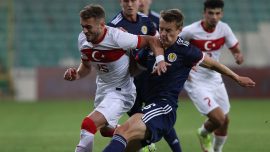 Galatasaray'da Barış Alper Yılmaz ameliyat oldu